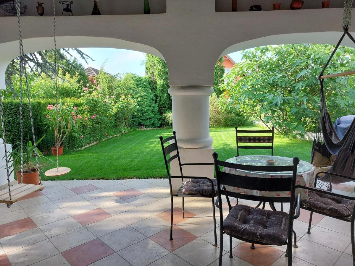 Négy Évszak Apartmanház Zalakaros Exterior foto